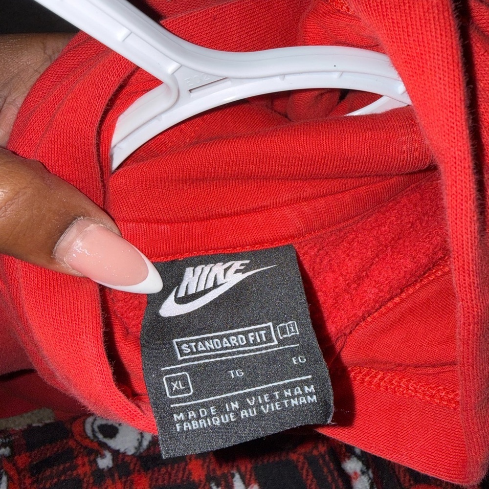 Nike Scarlet Red Sweatshirt - Picture 2 of 2